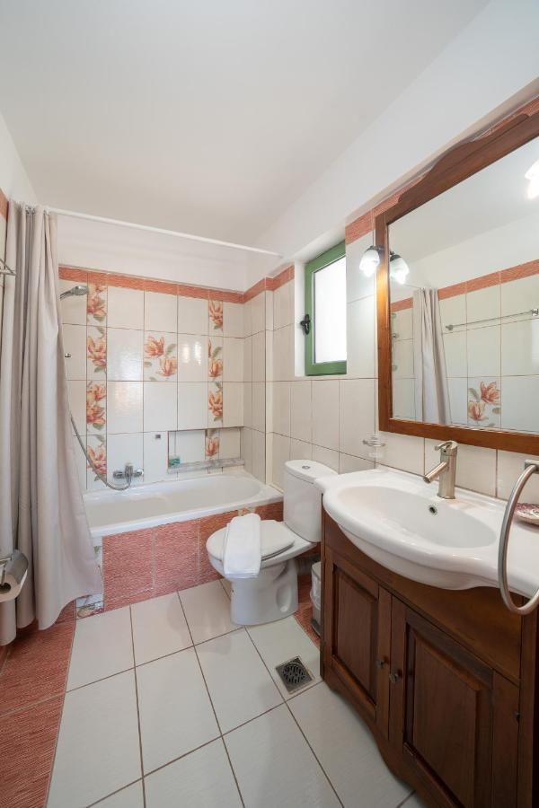 Villa Syriti Skala  외부 사진